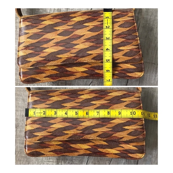 J.Renee Metro Handbag - Picture 8 of 8